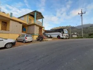 Labony House - Kūkkāl