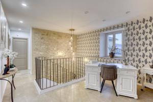 Villa rental in the Luberon - La Badassière