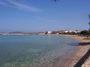 Roussos Beach Hotel Paros Greece