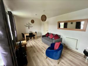 Meadowside Apartment