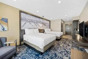 Best Western Plus Marquette Hotel & Suites - Sand River