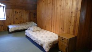 Maisons de vacances Maison Perigourdine a St Martin des combes 2-7 personnes : photos des chambres