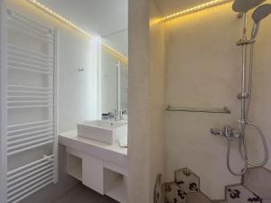 Zaharitsa modern cozy apartment in Koukaki