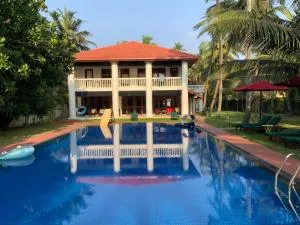 Palm Beach Villa - Talpitiya