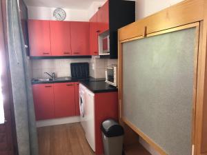 Appartements Charmant studio 2* avec balcon et parking a Brides-les-Bains, proche thermes et centre village. - FR-1-512-6 : photos des chambres