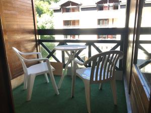 Appartements Charmant studio 2* avec balcon et parking a Brides-les-Bains, proche thermes et centre village. - FR-1-512-6 : photos des chambres