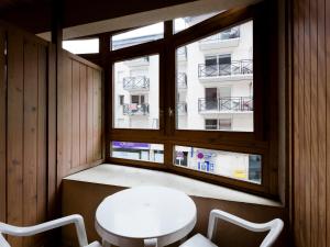 Appartements Studio avec Balcon en Centre-Ville, Proche Telecabine et Thermes a Brides-les-Bains - FR-1-512-14 : photos des chambres