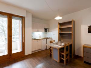 Studio 2 Pers. Centre Ville avec Balcon - FR-1-512-97