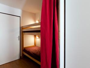 Appartements Confortable studio 2* avec balcon, double exposition et parking, proche du centre de Brides-les-Bains - FR-1-512-108 : photos des chambres
