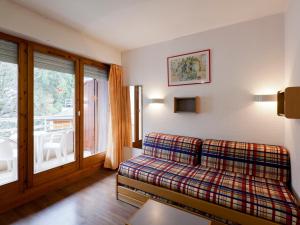 Appartements Studio Confortable pour 2 Personnes avec Balcon, Proche Telecabine et Spa a Brides-les-Bains - FR-1-512-114 : photos des chambres