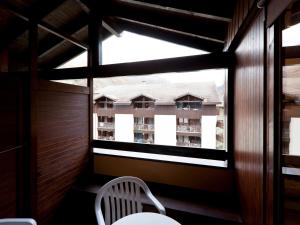Appartements Studio avec Balcon et Double Exposition a Brides-les-Bains, Pres des Thermes - FR-1-512-144 : photos des chambres
