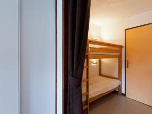 Appartements Studio avec Balcon et Double Exposition a Brides-les-Bains, Pres des Thermes - FR-1-512-144 : photos des chambres