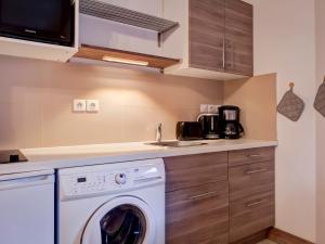 Appartements Studio renove pour 4 pers avec balcon, WiFi et lave-linge - FR-1-512-147 : photos des chambres