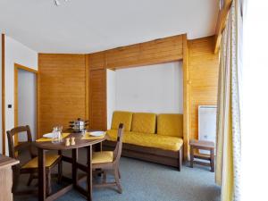 Studio central à Brides-les-Bains avec parking et WiFi - FR-1-512-215