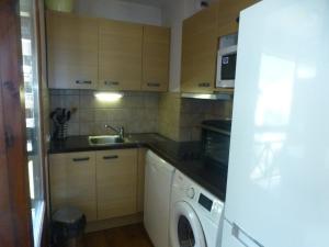 Appartements Charmant Studio a Brides-les-Bains, Residence Cybele, 4 Pers, Balcon, Parking, WiFi Inclus - FR-1-512-48 : photos des chambres