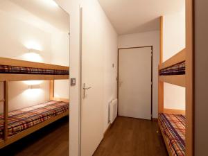 Appartements Studio 2* au Centre de Brides-les-Bains, Balcon, Wifi, Parking Couverts, Proche Telecabine et Spa - FR-1-512-80 : photos des chambres