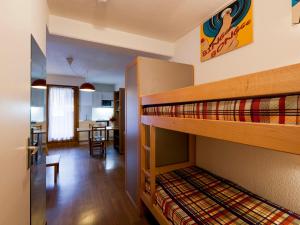 Appartements Studio 4 pers. Centre Brides, Balcon Sud, Wi-Fi, a 200m Telecabine et Thermes - FR-1-512-82 : photos des chambres