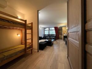 Appartements Appartement spacieux 8 pers avec balcon, parking et WiFi, proche centre et thermes - FR-1-512-214 : photos des chambres