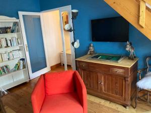 Appartements Duplex cosy 2 chambres avec balcon, parking et WiFi - FR-1-512-236 : photos des chambres