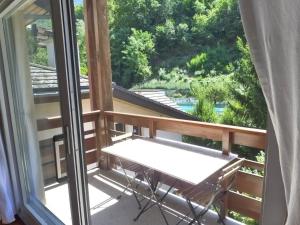 Appartements Duplex cosy 2 chambres avec balcon, parking et WiFi - FR-1-512-236 : photos des chambres