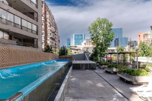 Vista a la cordillera y terraza en Las Condes