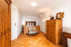 Villas VILLA LUNA VI4339 By Riviera Holiday Homes : photos des chambres