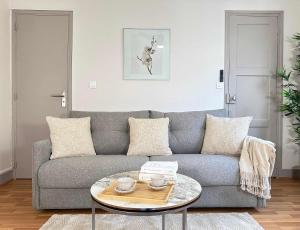 Porte de Versailles - Executive studio with lift