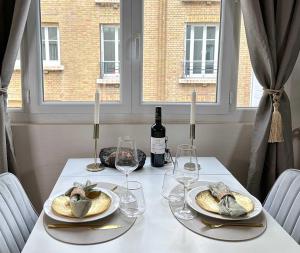 Porte de Versailles - Executive studio with lift