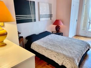 Seaside vintage studio