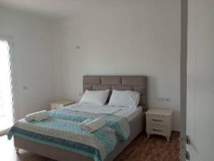 Apartments Salai