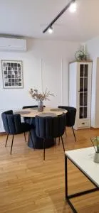 Apartment Rose - Dugo Selo