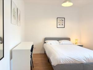 Appartements Renovated apartment for 6 guests - Roubaix : photos des chambres