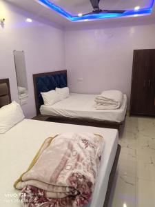 Ganpati Shri Paying Guest House