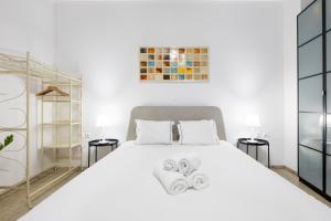 Two-Bedroom Apartment room in Apartments Historical Center