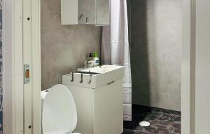 1 Bedroom Awesome Home In Gislaved