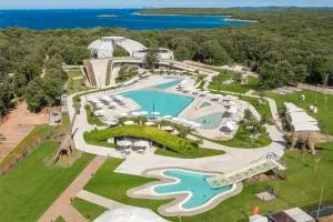 Camping Homes Mon Perin - Crnibek