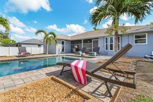 Heated Pool, Family Friendly, Outdoor Lounge - Shore Beats Working - Roelens