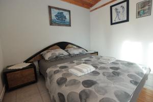 Georgias Summer Apartment