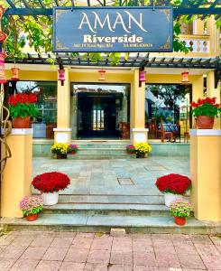 Aman Riverside Hotel