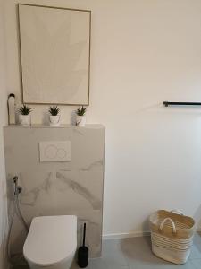 Appartements Appt neuf 2-4 pers avec loggia - Piscine chauffee - Bord de mer - Corse du Sud- Bonifacio : photos des chambres