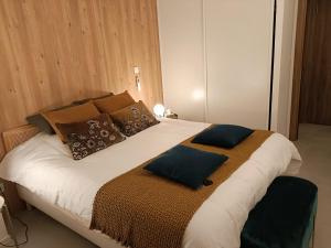 Appartements Appt neuf 2-4 pers avec loggia - Piscine chauffee - Bord de mer - Corse du Sud- Bonifacio : photos des chambres