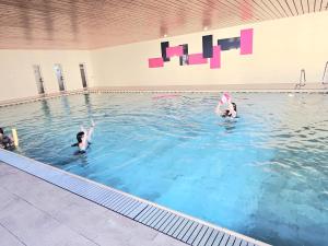 Berg-Juwel mit Hallenbad und Sauna, 4 Schlafbereiche, Hallenbad, Sauna, inklusive Bettwäsche, Handtücher, tolle Kinderausstattung