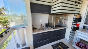 Pitangueiras alto padrão 3 suítes, frente mar, sacada gourmet, lazer