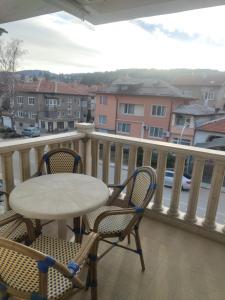 Olympic Guest House with Free Parking