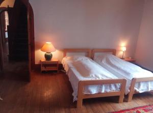 Maisons de vacances Ar Maner - Grande maison familiale - 7 chambres - Jardin : photos des chambres