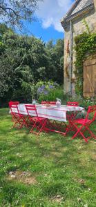 Maisons de vacances Ar Maner - Grande maison familiale - 7 chambres - Jardin : photos des chambres