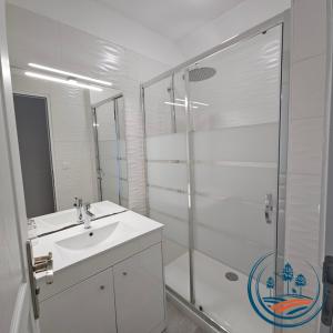 Maisons de vacances Grande Maison Proche Plage de 2 a 14 personnes : photos des chambres