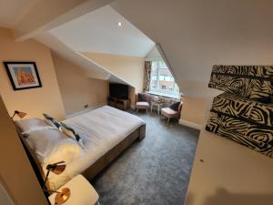 Superior Double Room room in St George's Hotel
