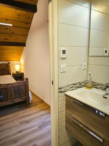 Chalets Beau chalet 15p - Abries - Parc naturel du Queyras : photos des chambres