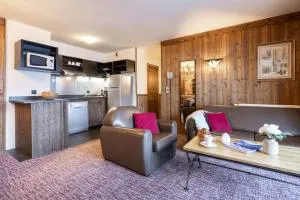 弧度2000海拔小屋酒店 - 阿克2000